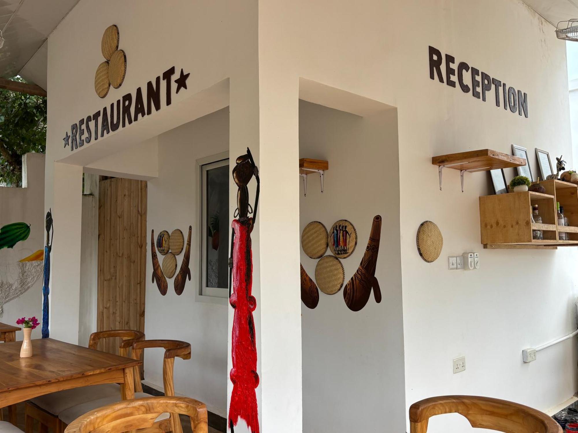 Hotel Zmk *